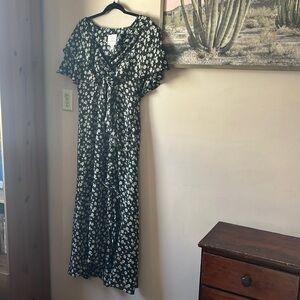 Joseph Ribkoff Black Floral Ruffle Slit Dress Size 12 Boho Euro Summer